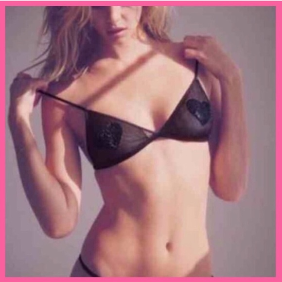 •Victoria’s Secret• Heart Rhinestone bralette - Picture 4 of 4